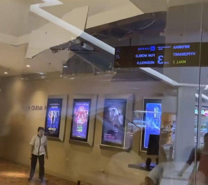 Plafon XXI Pakuwon City Mall Ambrol, Tak Ada Korban Jiwa