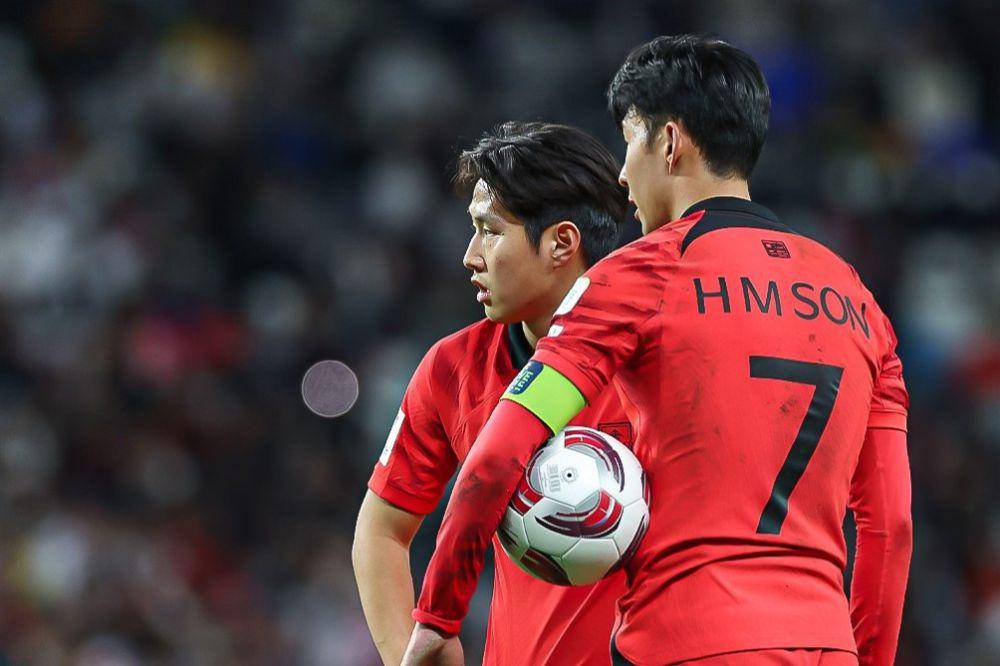 Lee Kang In dan Son Heung Min di Piala Asia 2023 (instagram.com/thekfa)