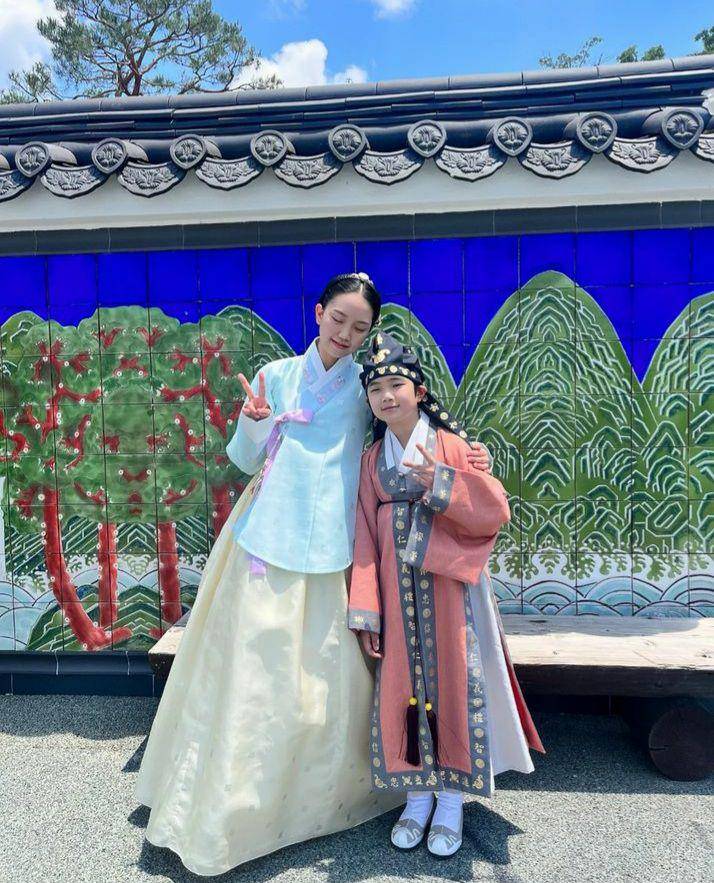 Ahn Se Eun dan Choi Ye Chan di balik layar Captivating the King (instagram.com/ahnseeun06)