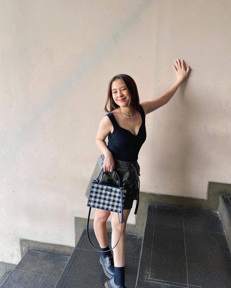 inspirasi outfit hang out ala Adhisty Zara (instagram.com/zaraadhsty)