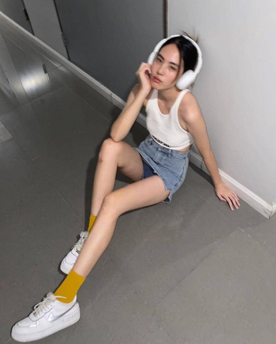 referensi OOTD hang out ala Lilly Nichapalak (instagram.com/lilly_nicha)