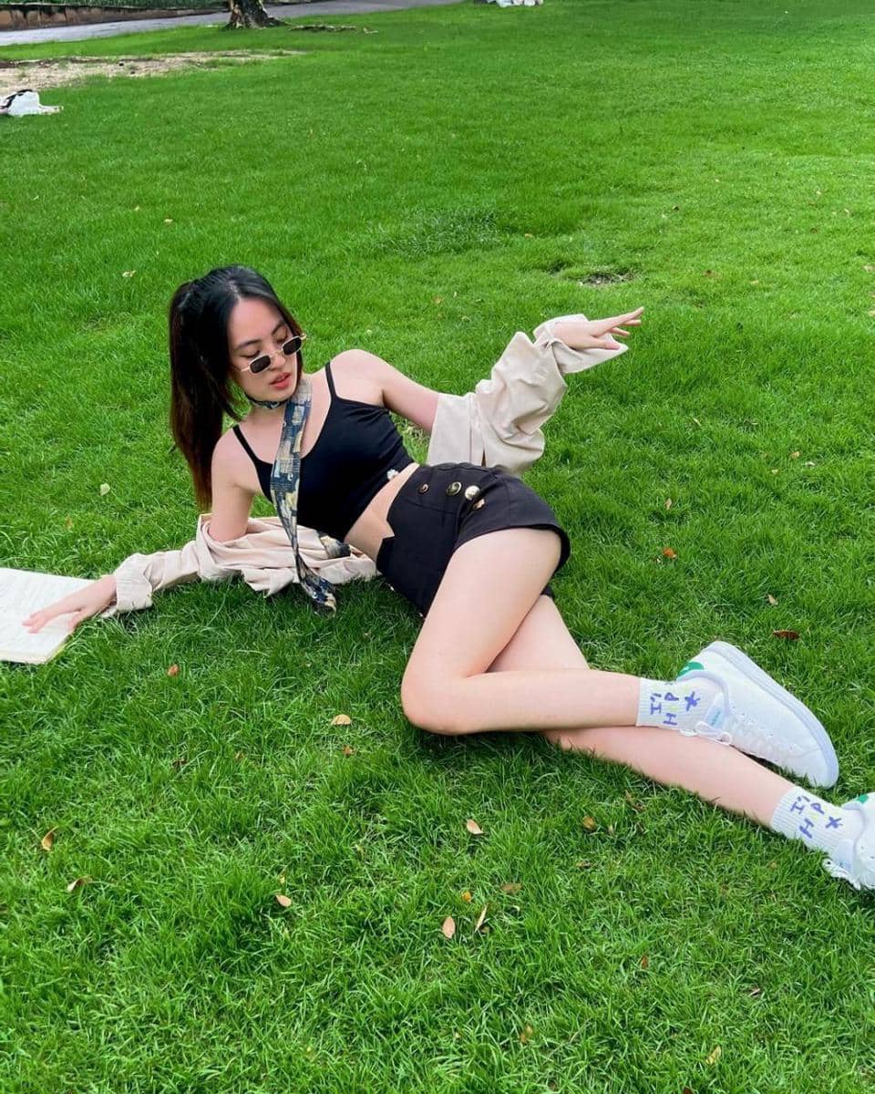 referensi OOTD hang out ala Lilly Nichapalak (instagram.com/lilly_nicha)