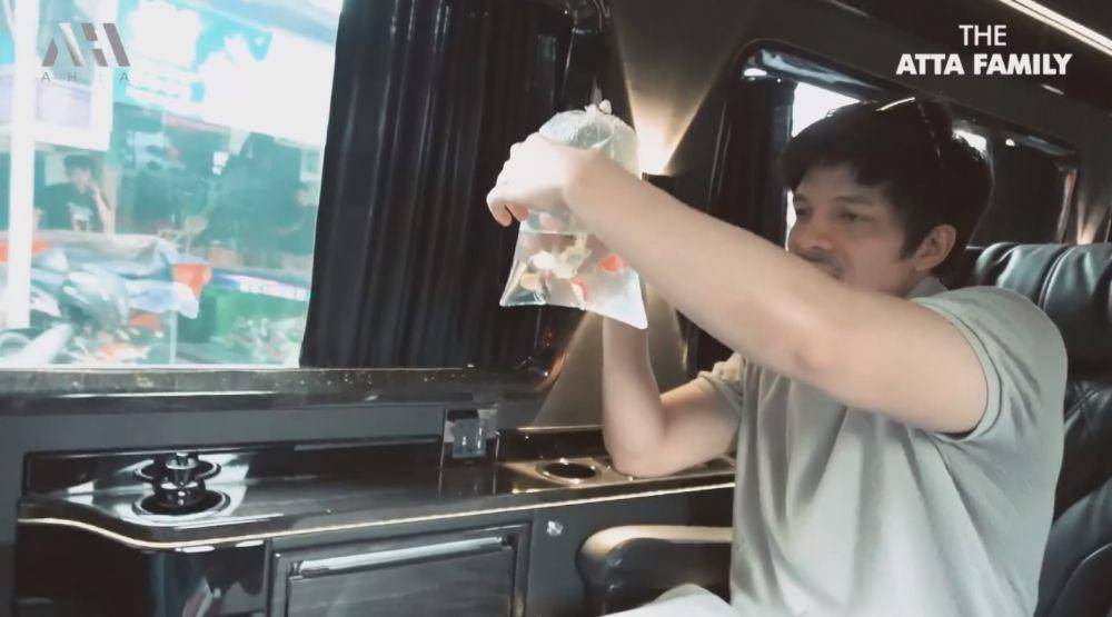 Atta beli ikan untuk rumah baru (YouTube.com/Atta Halilintar)