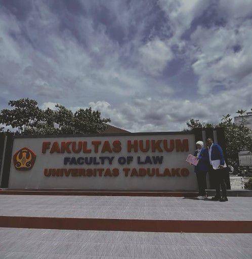Pasha dan Adelia sidang skripsi (Instagram.com/adeliapasha)