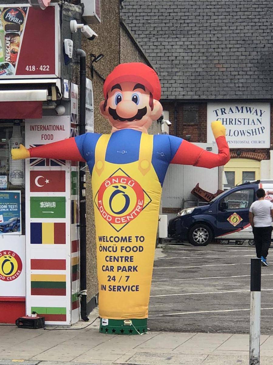 potret toko kebab kreatif dan kocak (reddit.com/user/Aslan3172)