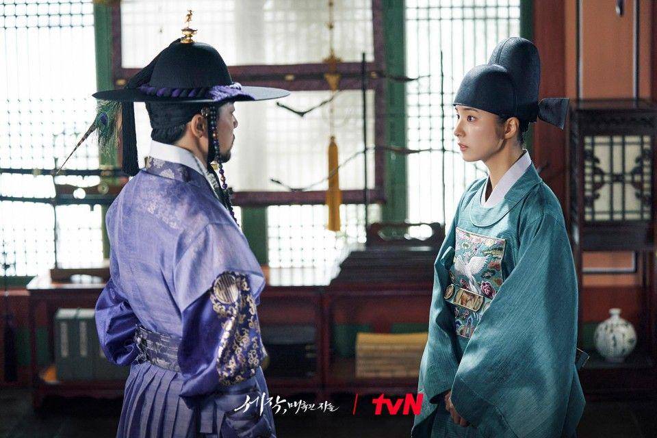 cuplikan Jo Jung Suk dan Shin Se Kyung di drakor Captivating the King (dok. tvN/세작, 매혹된 자들)