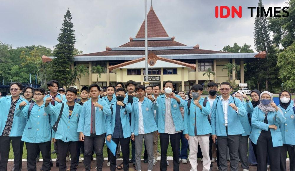 Mahasiswa UNS Serukan Maklumat Kebangsaan Kritik Jokowi, Ini Isinya