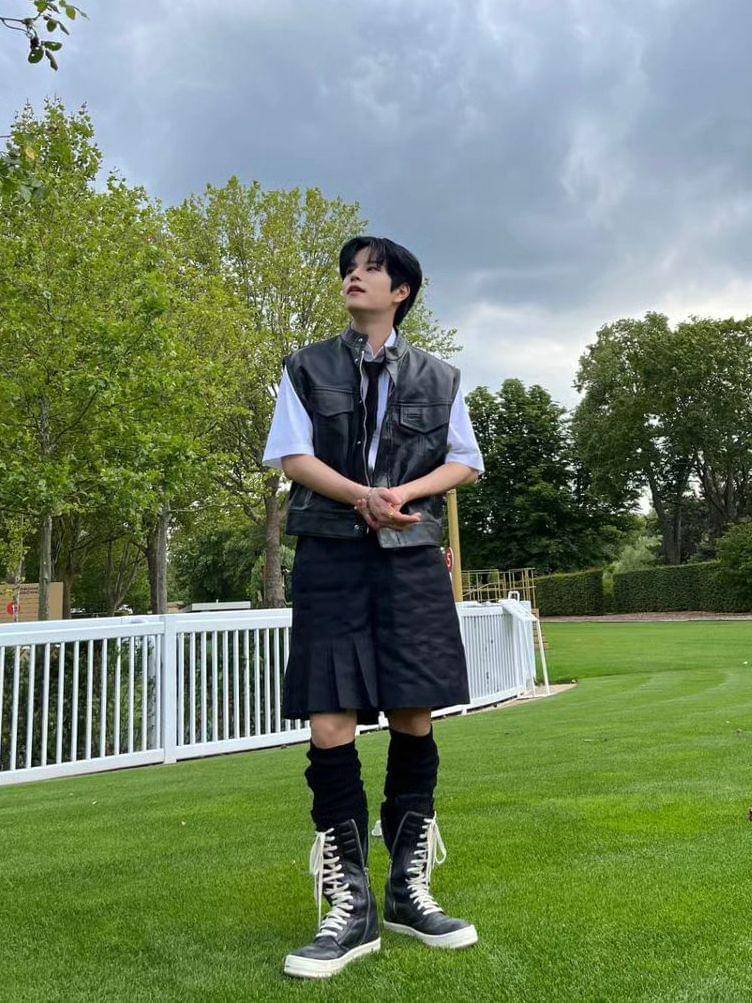 potret Seungmin Stray Kids (instagram.com/miniverse.___)