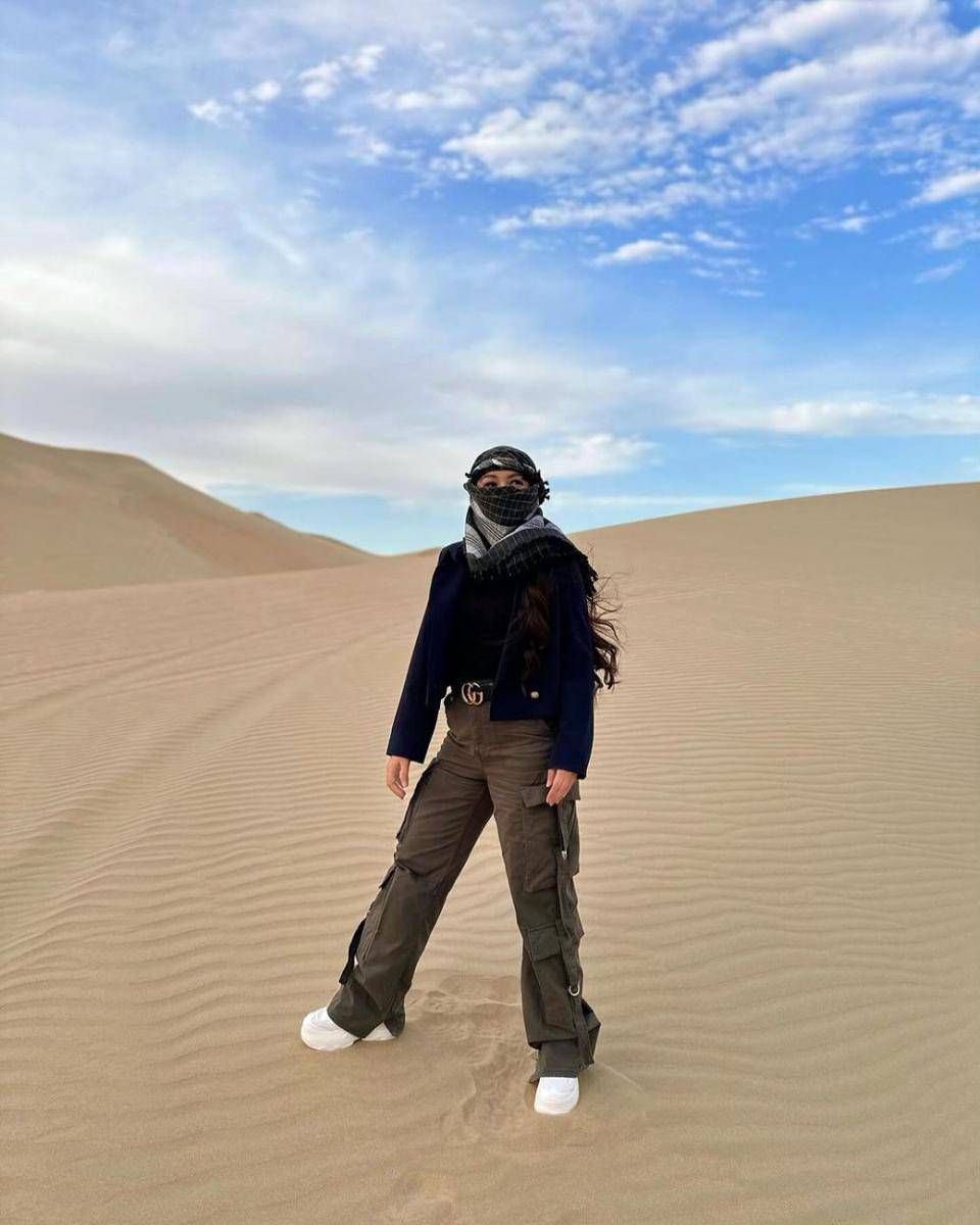 potret Fitri Carlina di gumuk pasir Qatar (instagram.com/fitricarlina)
