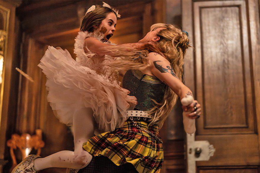 5 Film Survival tentang Entitas Berbahaya, Terbaru Abigail!