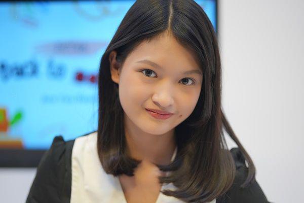[QUIZ] Bantu Elin JKT48 untuk Rancang Desain Perpustakaan Pribadi Impiannya!