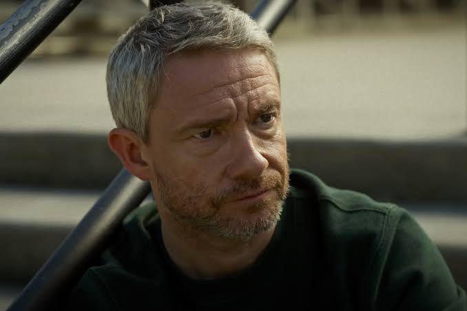 9 Film Drama Martin Freeman, Miller's Girl Tuai Kontroversi