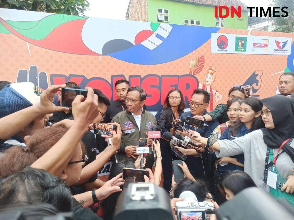 Mahfud MD saat kampanye di Banyuwangi. (IDN Times/ Agung Sedana)