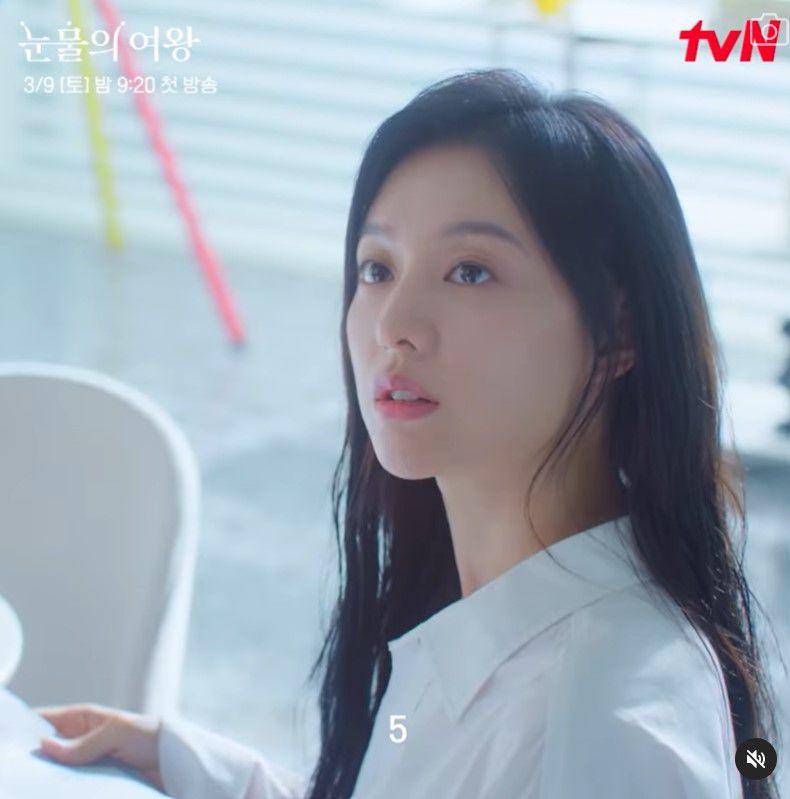 Kim Ji Won di drama Queen Of Tears (instagram.com/tvn_drama)