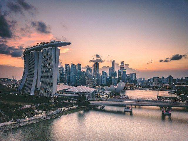 Suasana di Singapura (unsplash.com/Swapnil Bapat)