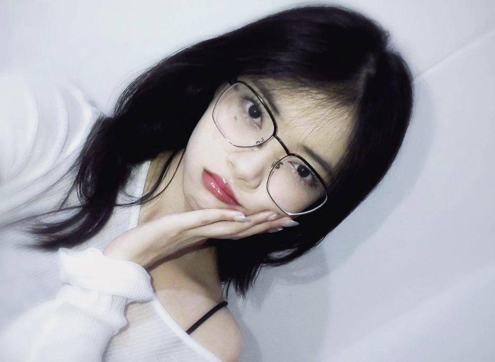 Fiony JKT48 (x.com/a_fionyjkt48)