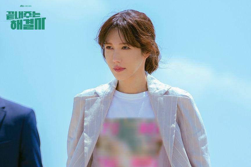 Kim Sa Ra di drama Queen of Divorce diperankan oleh Lee Ji Ah (dok. JTBC/Queen of Divorce)