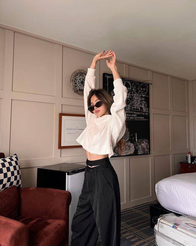 outfit monokrom ala WJ Mild (instagram.com/wjmild)