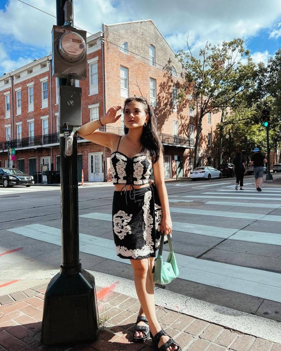 outfit Marsha Aruan (instagram.com/aruanmarsha)