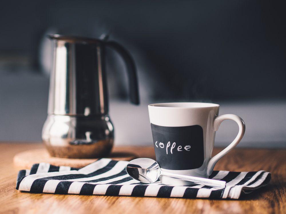 4 Efek yang Bisa Timbul jika Minum Kopi saat Perut Kosong