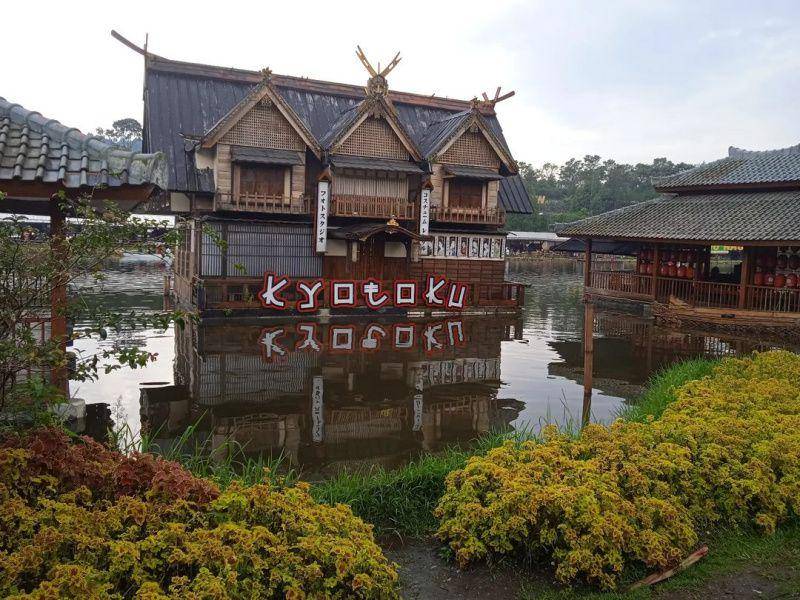 Kyotoku Floating Market (instagram.com/victoritravel)