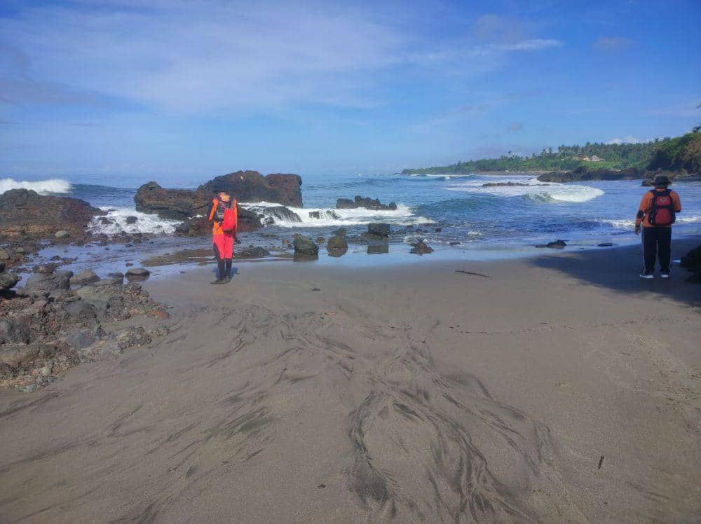 Pencarian ABK hilang tenggela di Pantai Soka Tabanan (Dok.IDNTimes/Istimewa)
