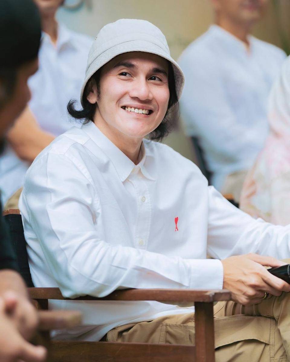 Vino G. Bastian (@armanfebryan via instagram.com/vinogbastian__)