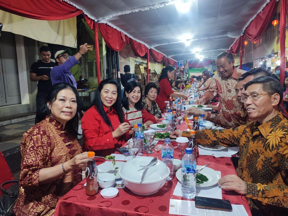 Tok Panjang Jadi Tradisi Imlek di Semarang, Jaga Kerukunan Warga