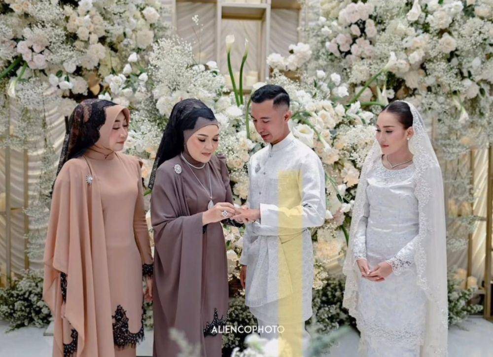 lamaran Ayu Ting Ting (instagram.com/mom_ayting92_)