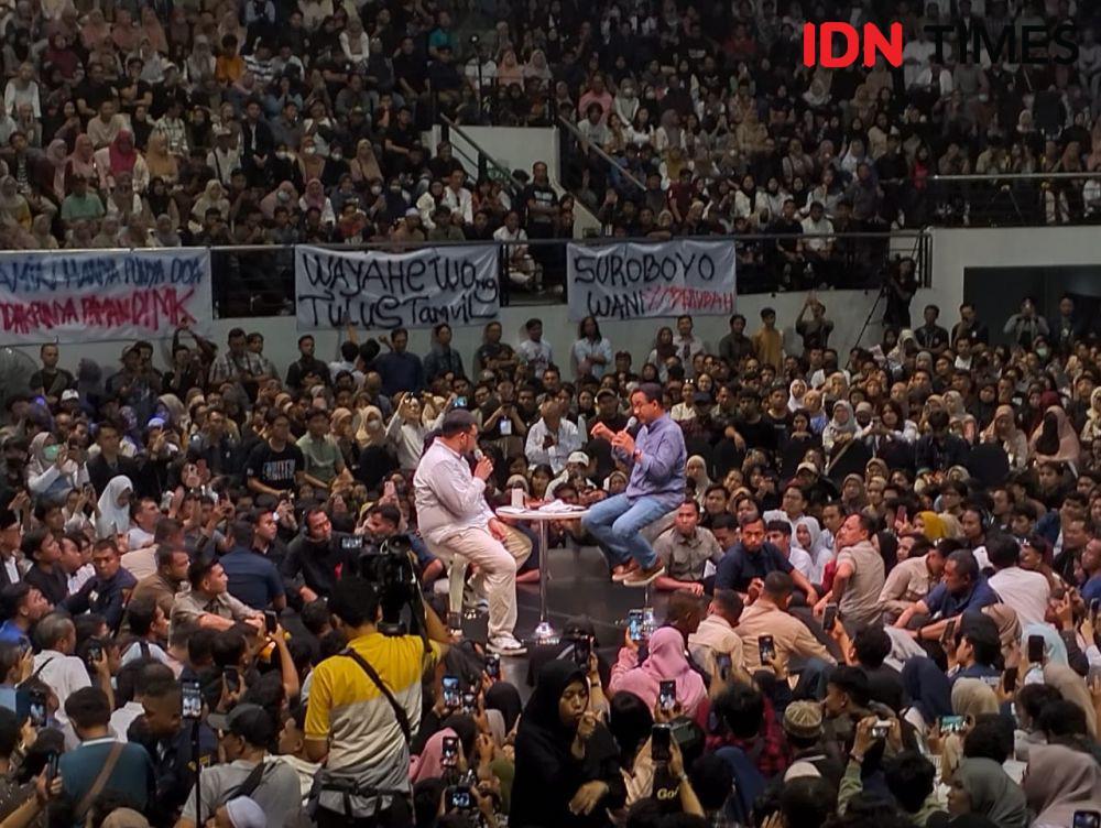Gagal Masuk ke Acara Desak Anies, Ini Unek-unek Penonton di Luar Arena
