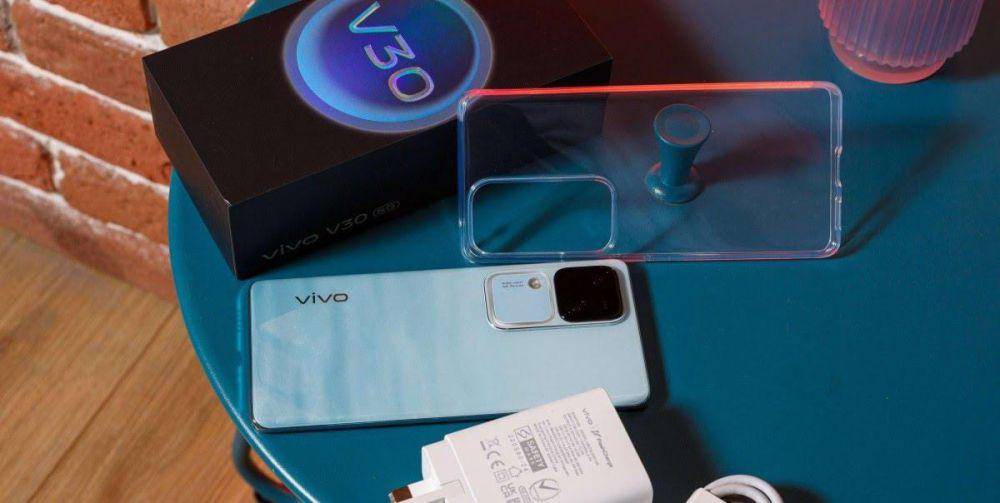 vivo V30 (gsmarena.com)