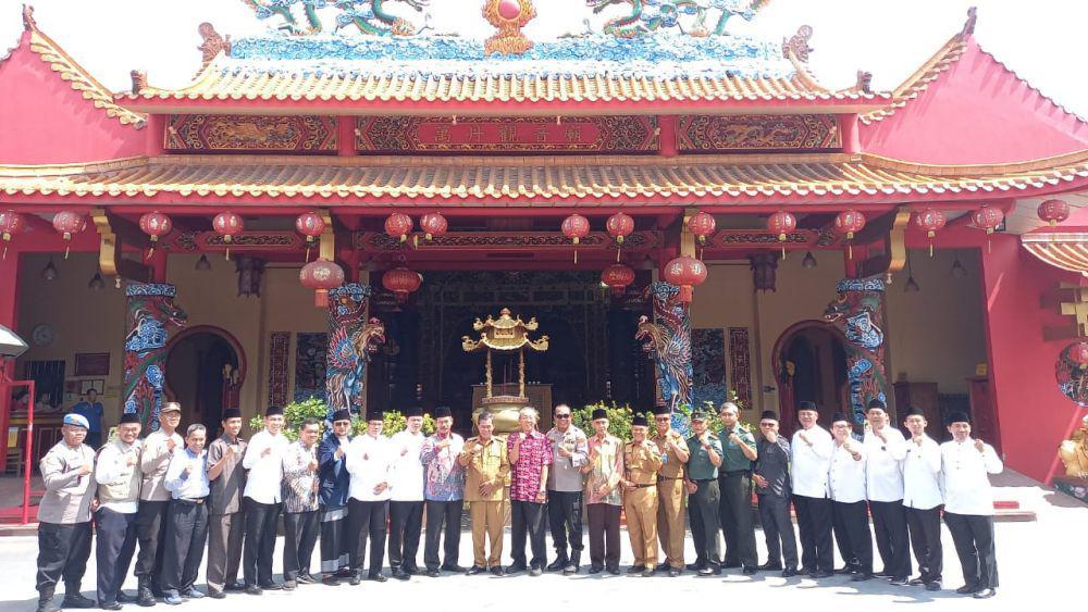 Saat Imlek, Umat Buddha Deli Serdang Doakan Pemilu 2024 Damai