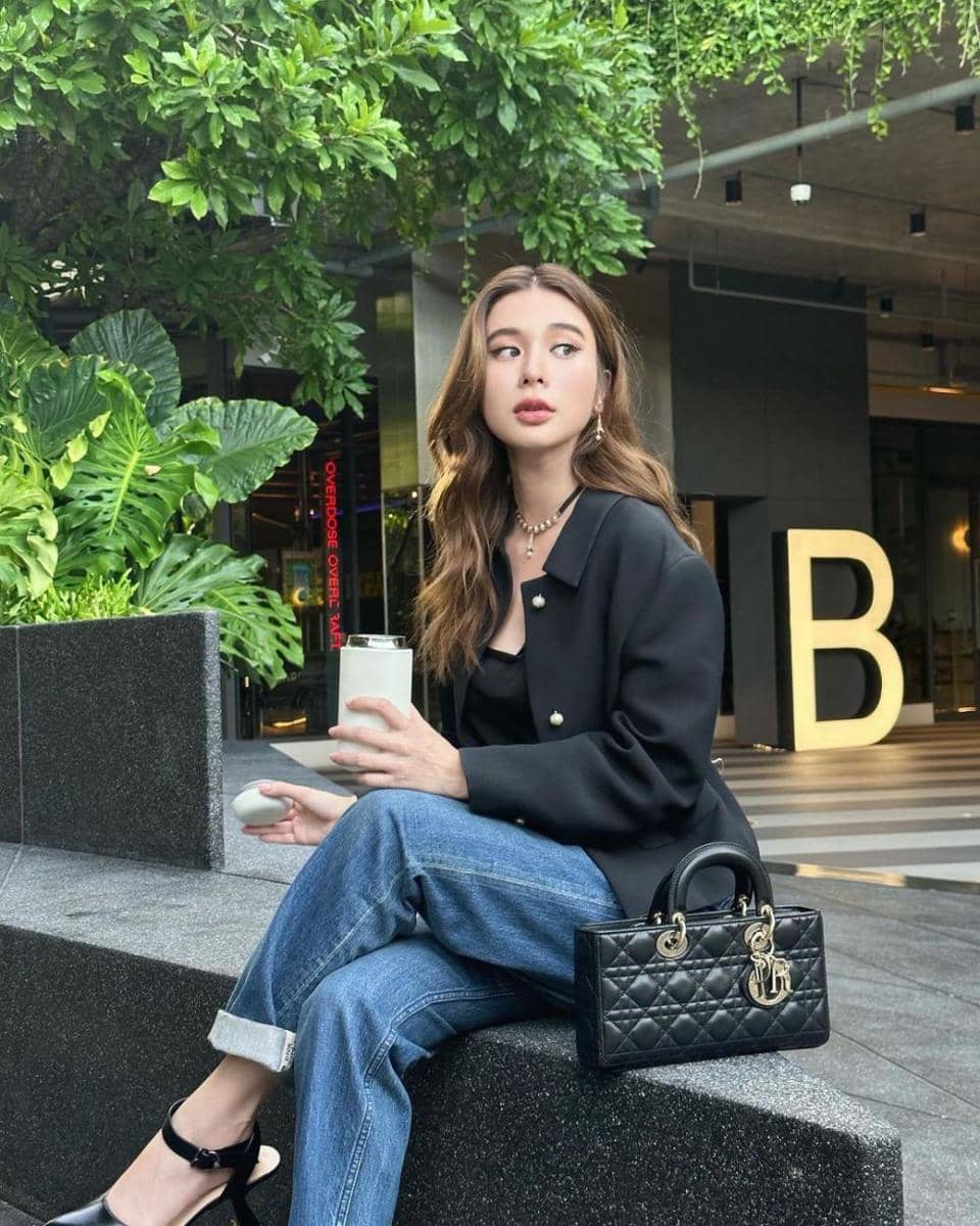 outfit Kao Supassara (instagram.com/supassra_sp)