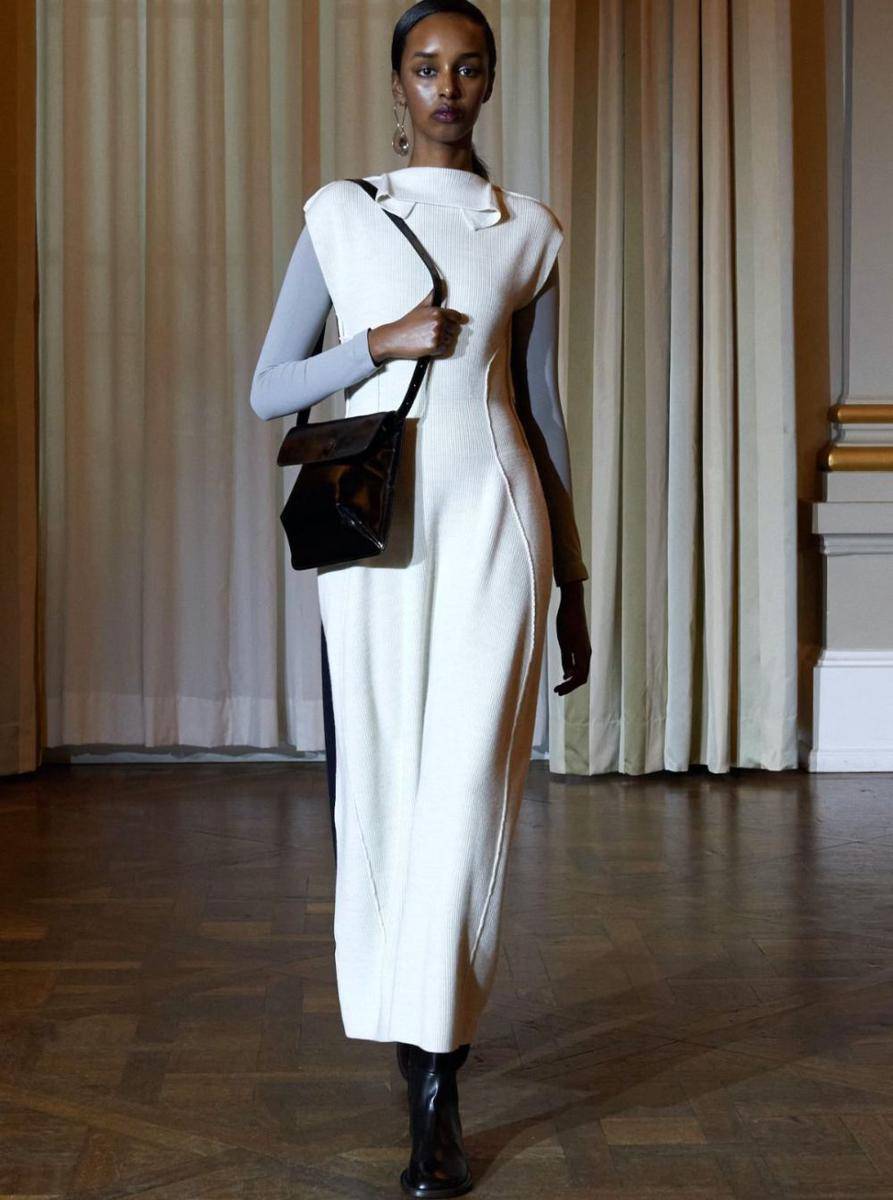 koleksi Mark Kenly Domino Tan di Copenhagen Fashion Week 2024 (dok. Copenhagen Fashion Week)