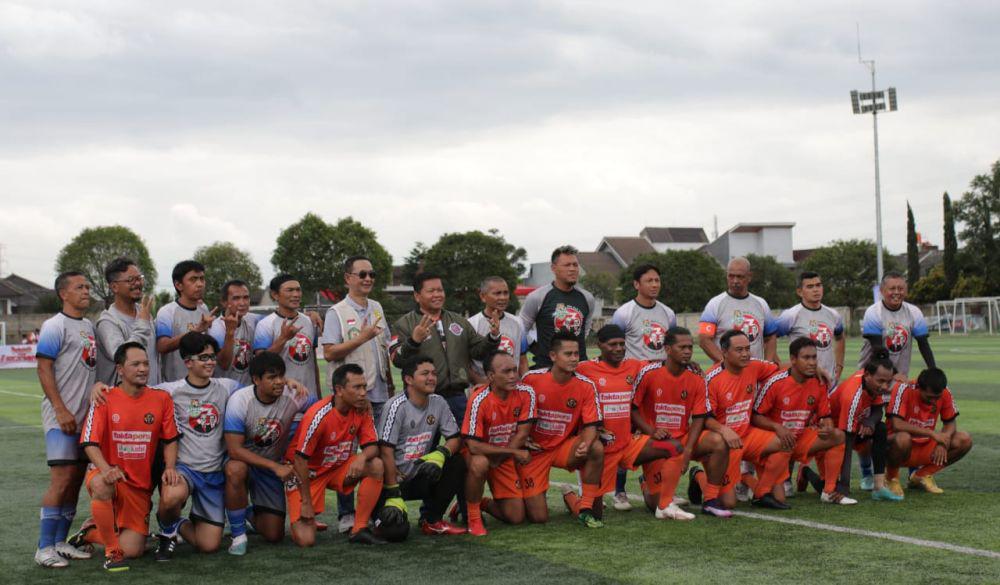 Suarakan Pemilu Damai, 30 Legenda Sepak Bola Tur 36 Kota di Jabar
