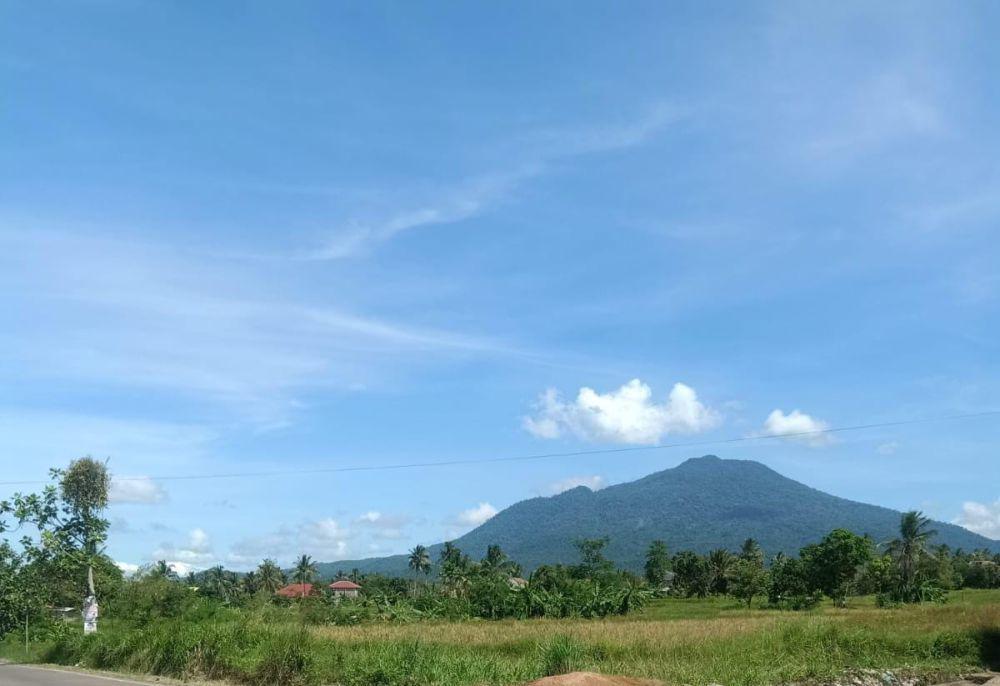 Eksplorasi Gunung Karang, Salah Satu Tertinggi di Banten loh
