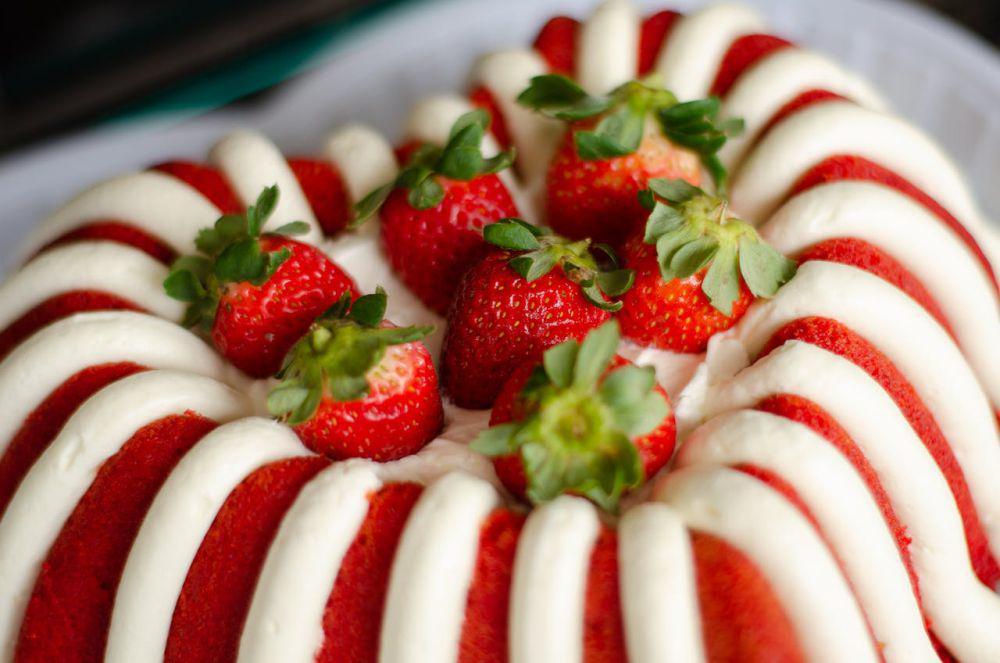 10 Macam Kue Populer Bernuansa Merah untuk Hari Valentine