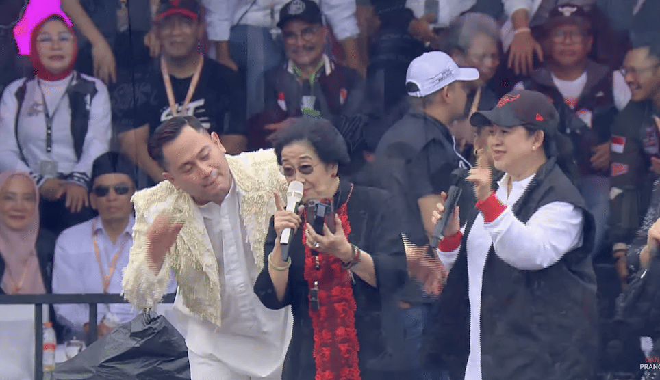 Megawati Nyanyi Cinta Hampa Bareng Nassar di Kampanye Ganjar-Mahfud