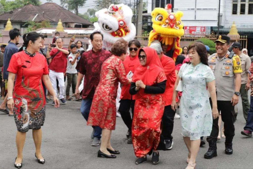 Imlek, Wali Kota Pematang Siantar Kunjungi Sejumlah Vihara
