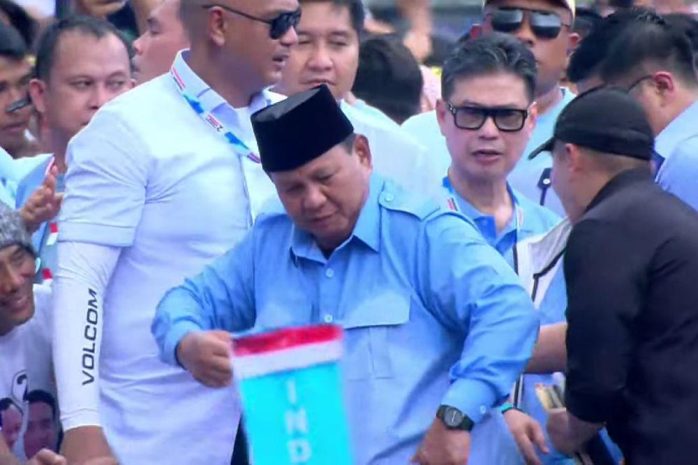 Tutup Pidato Kampanye Akbar, Prabowo Asyik Joget Gemoy