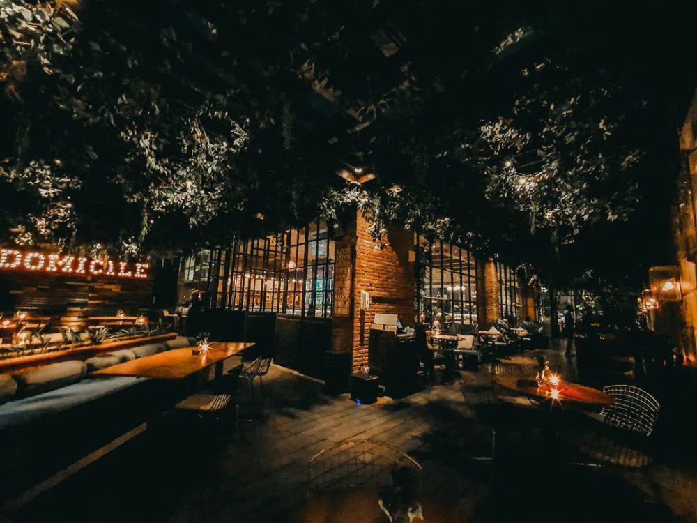 5 Tempat Candle Light Dinner di Surabaya, Suasananya Romantis!