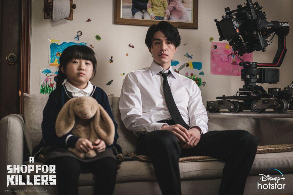 4 Tokoh Keluarga Jeong Jin Man yang Jadi Korban di A Shop for Killers