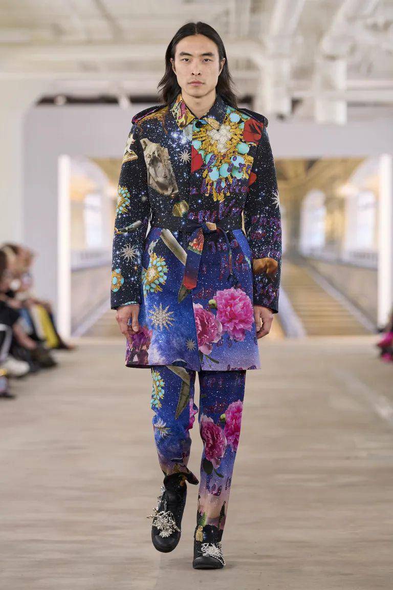 LIBERTINE F/W '24 di New York Fashion Week 2024 (instagram.com/eriveltonhoskenstylist)