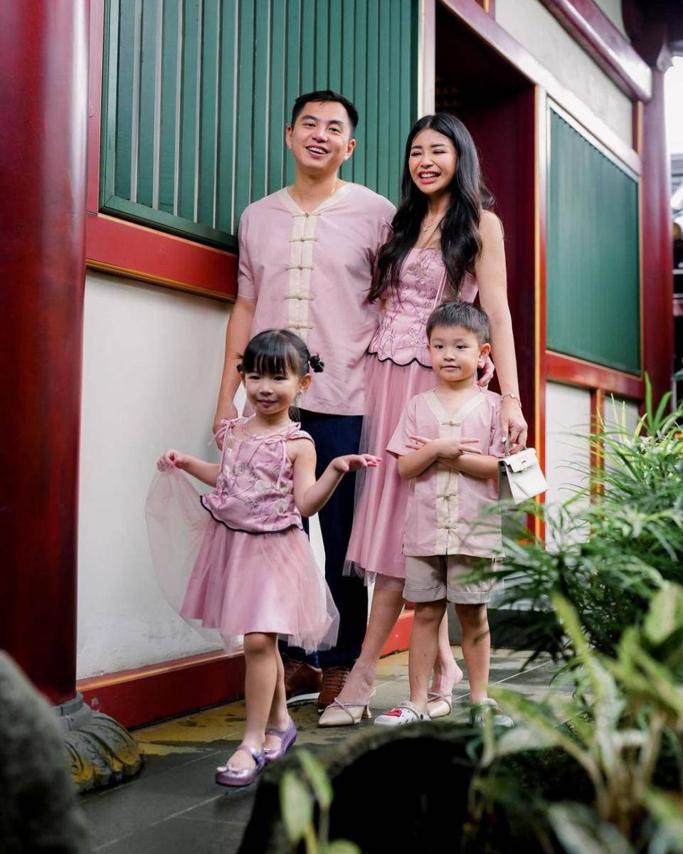 Potret Beauty Queen Tanah Air maupun Dunia Saat Merayakan Imlek 2024 (Instagram.com/margenie_mg)
