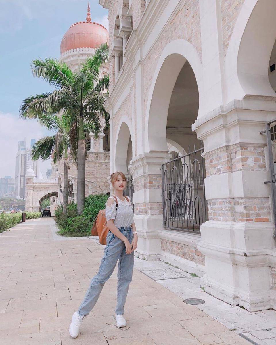 Devi eks JKT48 (instagram.com/ningtaradevi)