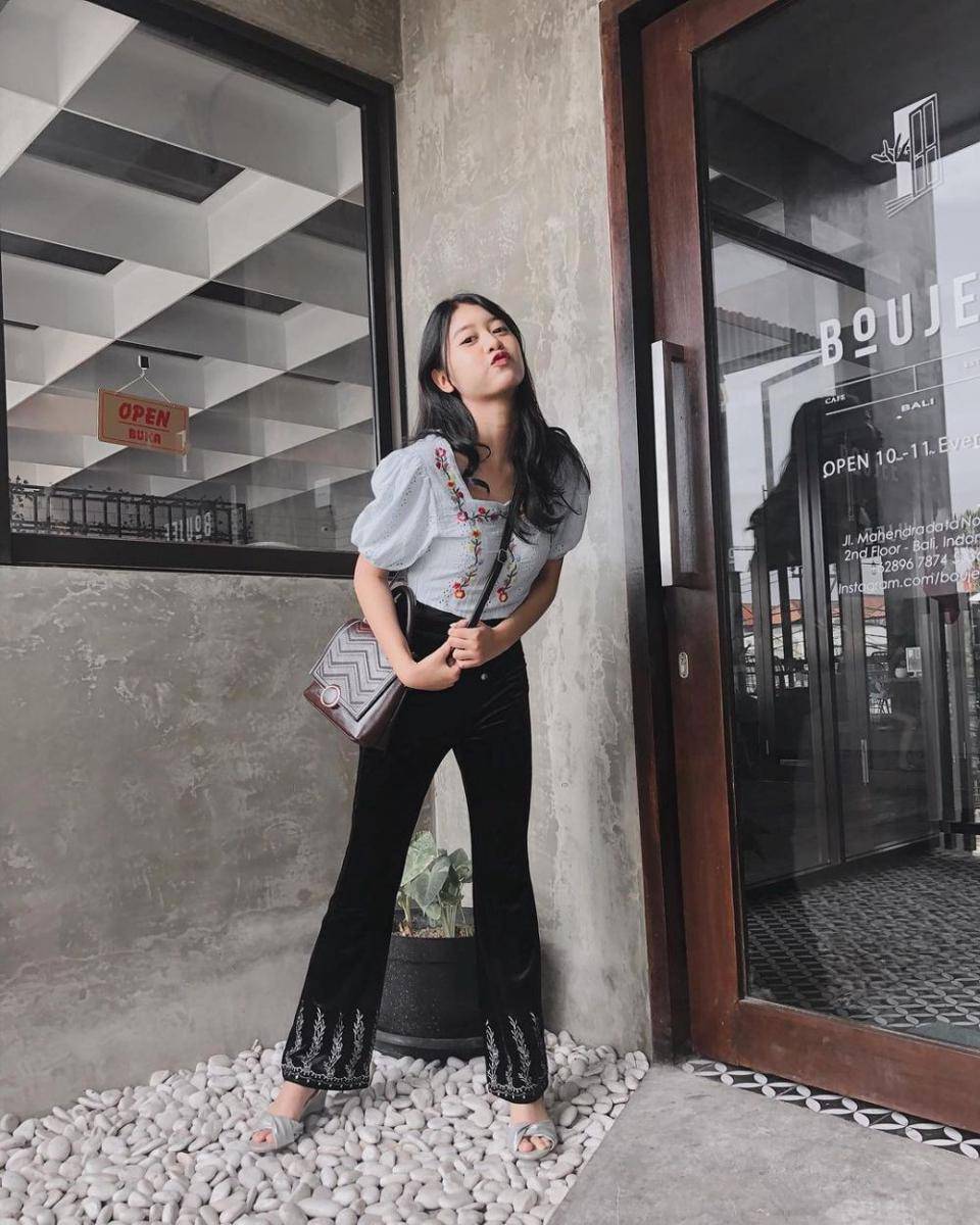 Devi eks JKT48 (instagram.com/ningtaradevi)