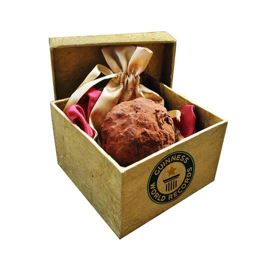 Potret La Madeline au Truffe dari House of Knipschildt (chocopologie.com)