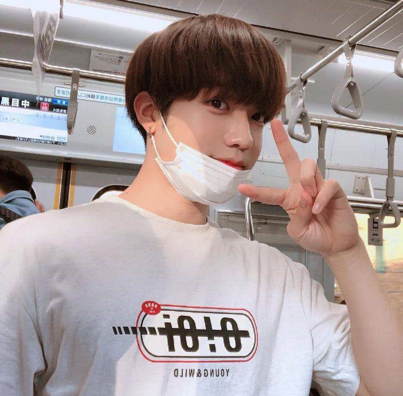 potret Aoi Chibana influencer Jepang yang dinilai mirip Jungkook BTS (instagram.com/chibana_of)
