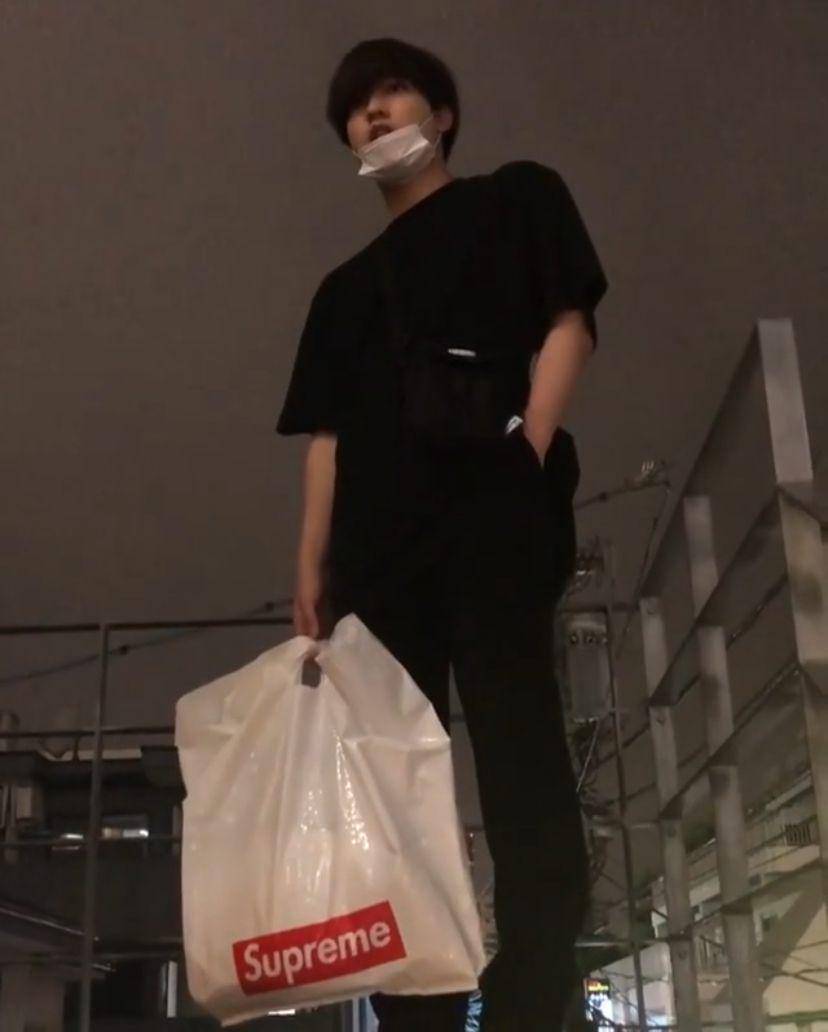 potret Aoi Chibana influencer Jepang yang dinilai mirip Jungkook BTS (instagram.com/chibana_of)'