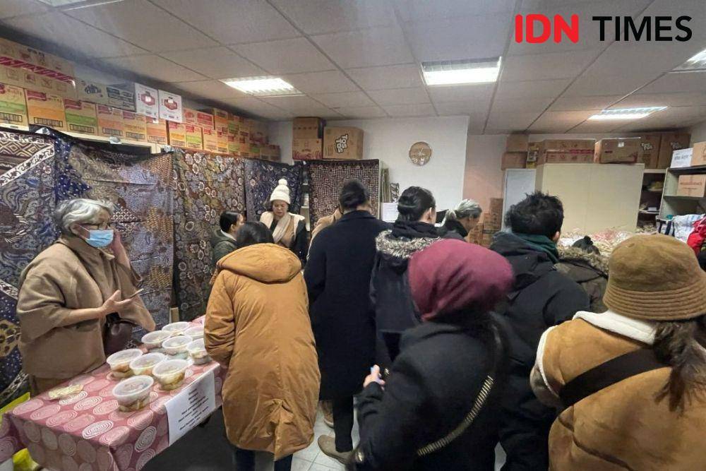 Suasana Pemilu 2024 di KBRI Paris, Prancis (IDN Times/Kurniawan/bt)